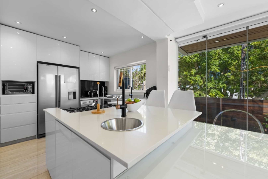 To Let 3 Bedroom Property for Rent in Fresnaye Western Cape